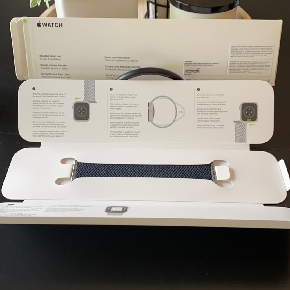 44mm Braided Solo Loop Size 7 Apple Watch Band